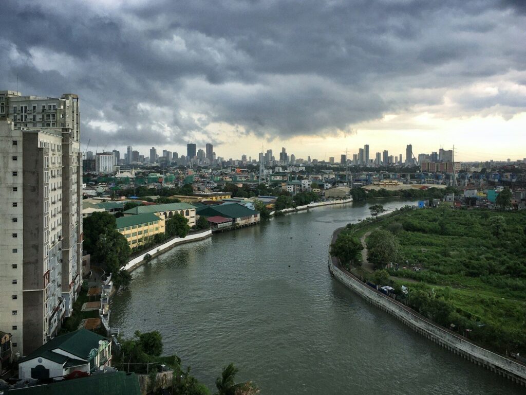 when it's raining in manila pero luha ko lang pala